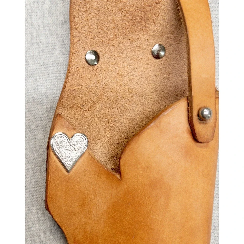 Vtg Brown Leather Holster With Silver‎ Heart 11